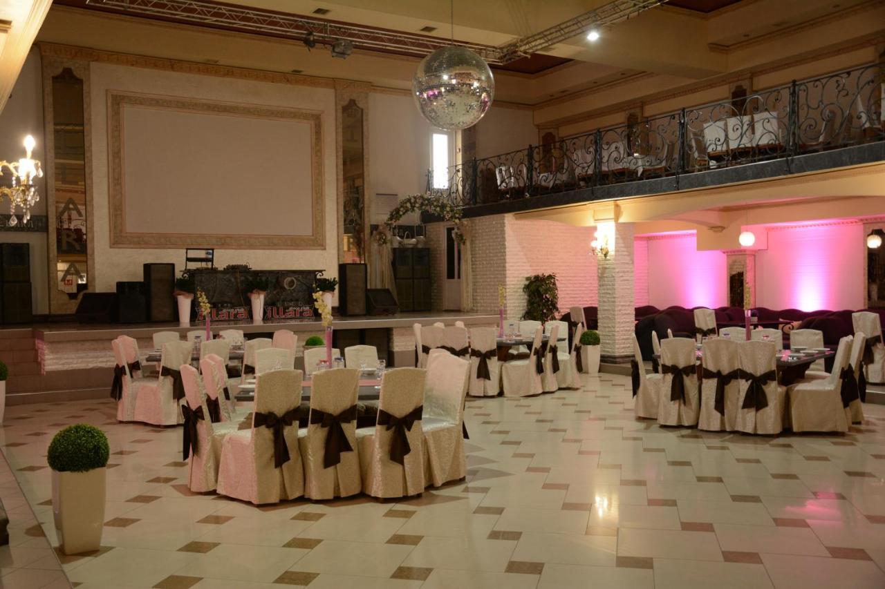 Illara Spa Hotel Irshava エクステリア 写真