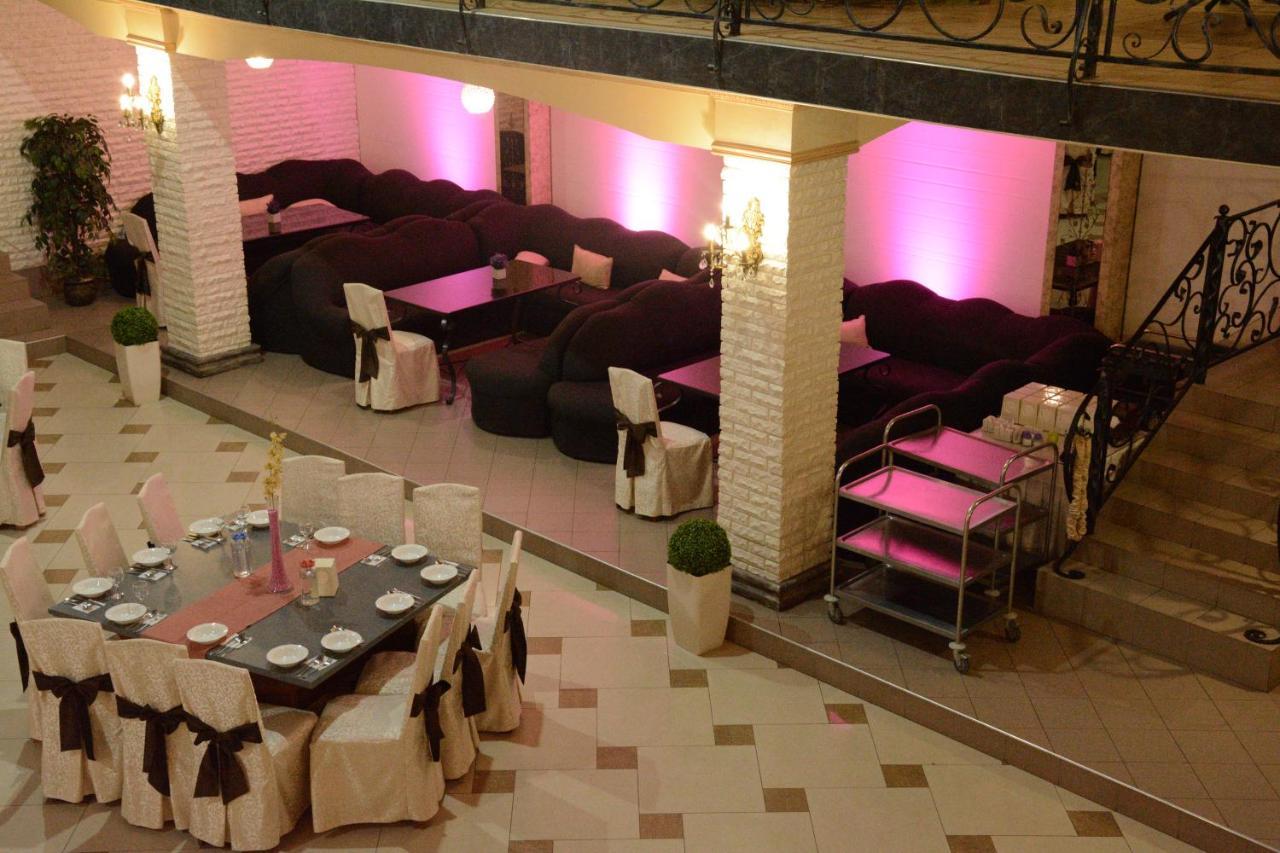 Illara Spa Hotel Irshava エクステリア 写真