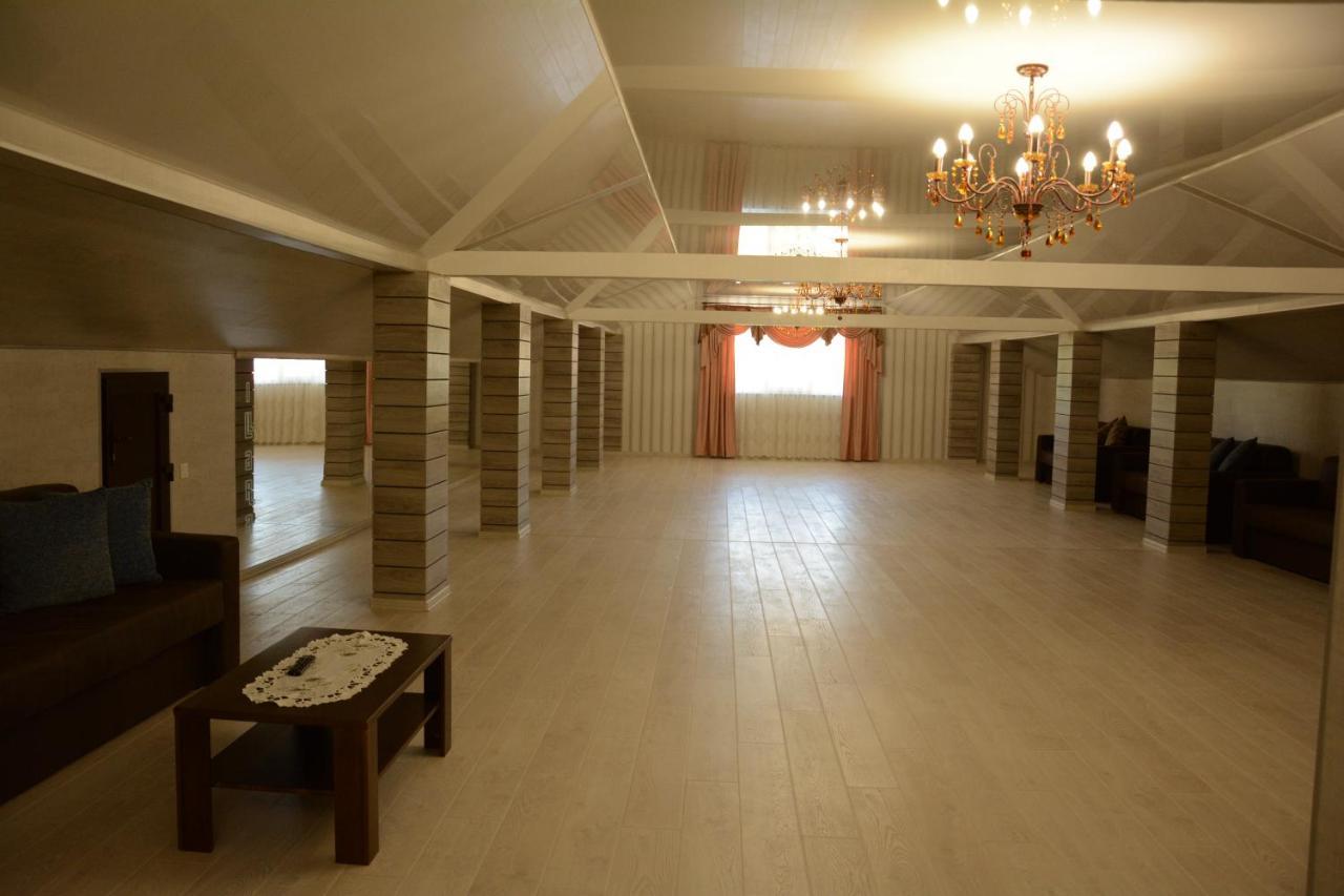 Illara Spa Hotel Irshava エクステリア 写真