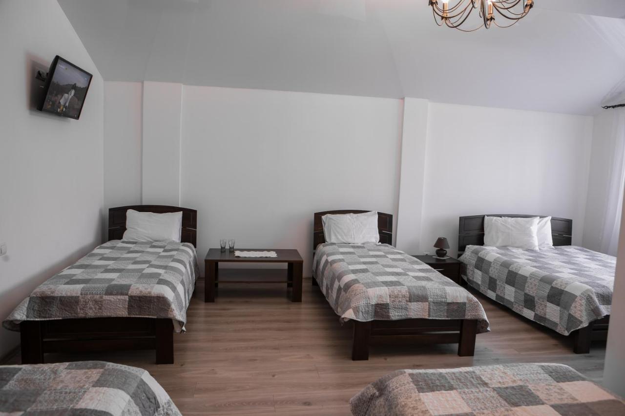 Illara Spa Hotel Irshava エクステリア 写真